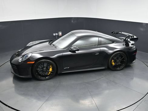 Certified 2026 Porsche 911 GT3 w/ Chrono Package RWD image 18