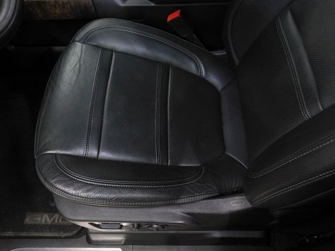 Used 2022 GMC Sierra 3500 Denali w/ Technology Package image 42