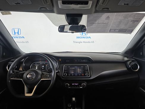 Used 2020 Nissan Kicks SV FWD image 27