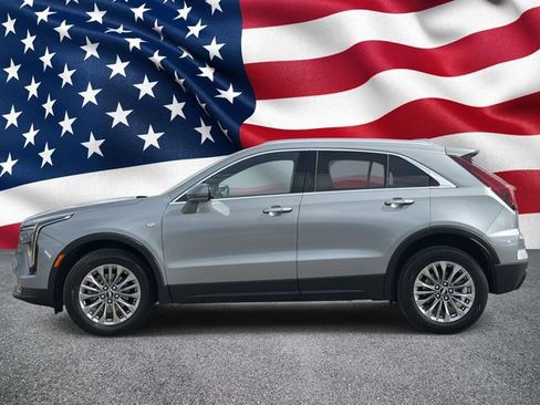 Used 2024 Cadillac XT4 Premium Luxury image 12