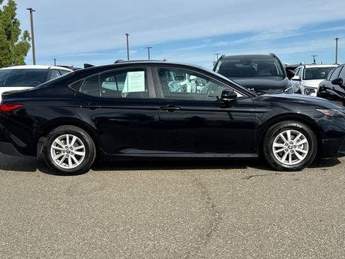 Used 2025 Toyota Camry LE FWD image 3