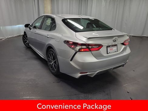 Used 2023 Toyota Camry SE w/ Convenience Package FWD image 6