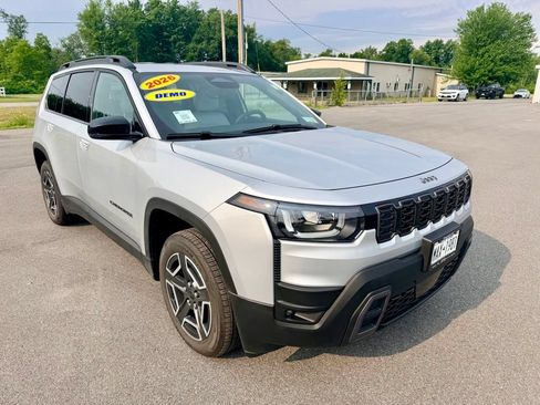 Used 2026 Jeep Cherokee Limited AWD/4WD image 1