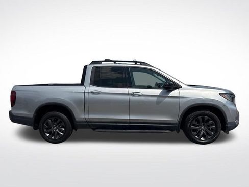 Used 2021 Honda Ridgeline Sport image 7