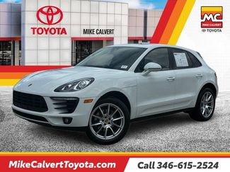 Used 2018 Porsche Macan AWD/4WD video 1