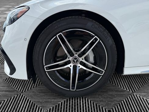 Certified 2025 Mercedes-Benz E 350 4MATIC Sedan image 9