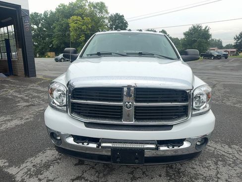 Used 2009 Dodge Ram 2500 Truck SLT w/ Popular Equipment Group AWD/4WD image 9