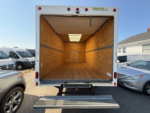 Used 2022 Chevrolet Express 3500 w/ Power Convenience Package RWD image 7