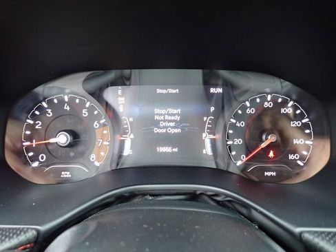 Used 2023 Jeep Compass Trailhawk w/ Trailhawk Convenience Group AWD/4WD image 25