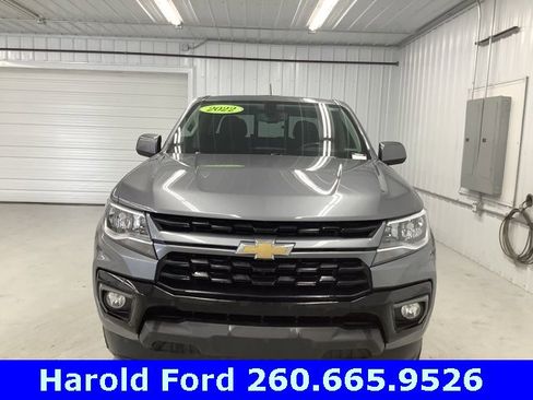 Used 2022 Chevrolet Colorado LT w/ LT Convenience Package image 2