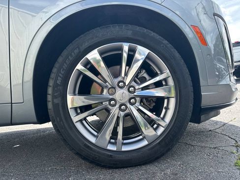Certified 2023 Cadillac XT6 Premium Luxury w/ Technology Package AWD/4WD image 12