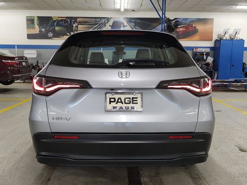 Used 2023 Honda HR-V LX image 27
