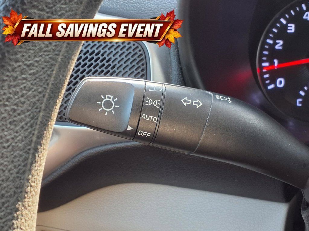 Certified 2022 Kia Soul LX w/ Technology Package FWD image 14