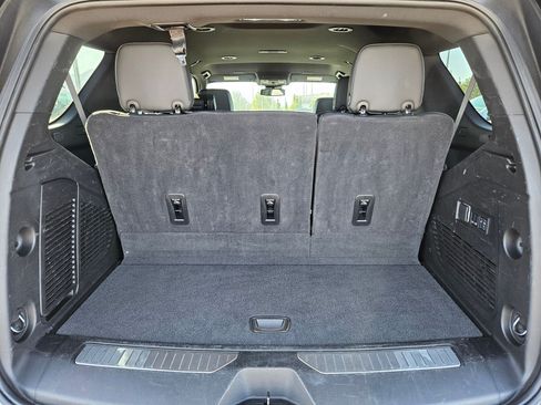 Used 2025 GMC Yukon Denali AWD/4WD image 31
