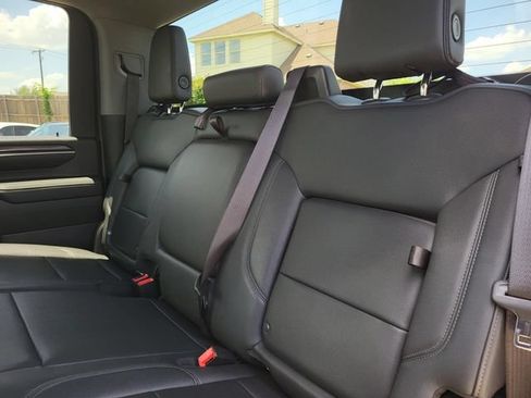 Used 2024 Chevrolet Silverado 2500 LTZ AWD/4WD image 13