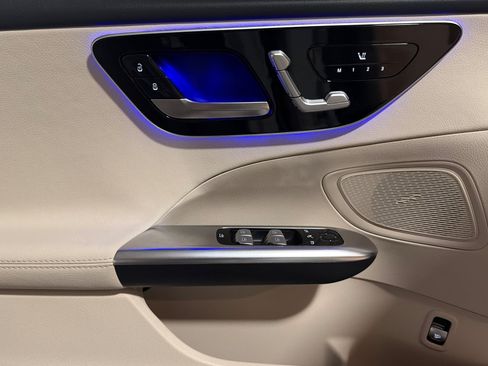 New 2026 Mercedes-Benz C 300 4MATIC Sedan image 10