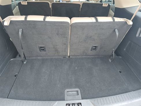 Used 2023 Ford Explorer XLT w/ Equipment Group 202A image 14