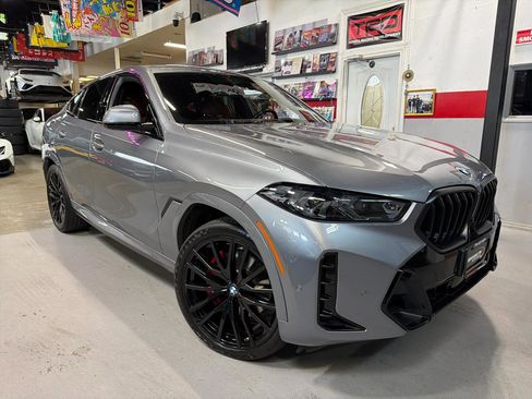 Used 2024 BMW X6 xDrive40i w/ Premium Package AWD/4WD image 1