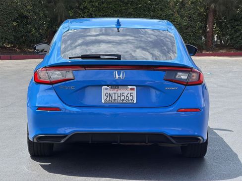 Used 2024 Honda Civic Sport image 6