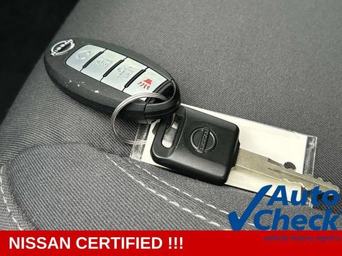 Certified 2025 Nissan Frontier SV w/ SV Convenience Package AWD/4WD image 10