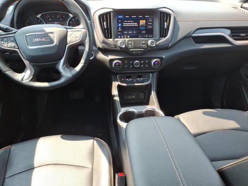 Used 2024 GMC Terrain AT4 AWD/4WD image 10