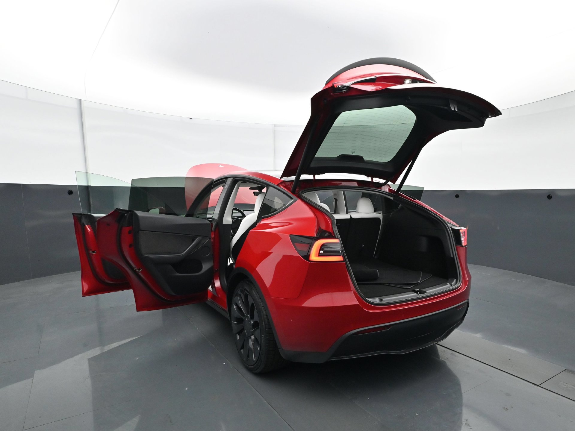 Used 2022 Tesla Model Y Performance AWD/4WD image 34