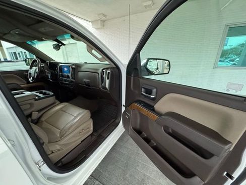 Used 2018 Chevrolet Silverado 1500 LTZ w/ Texas Edition image 16