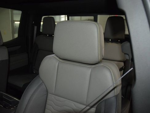 New 2026 Chevrolet Silverado 1500 ZR2 image 45