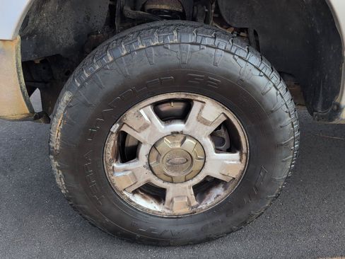 Used 2010 Ford F150 XLT AWD/4WD image 9