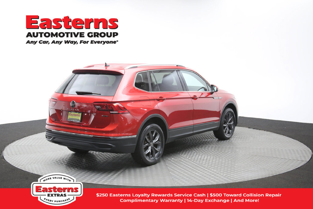 Used 2023 Volkswagen Tiguan SE AWD/4WD image 39