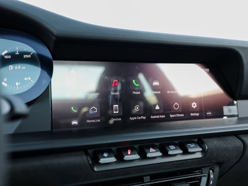 Certified 2022 Porsche 911 GT3 image 18