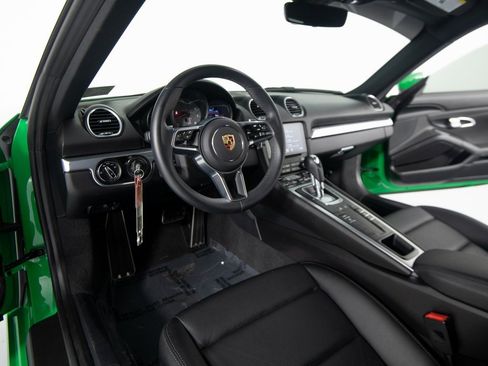 Certified 2023 Porsche 718 Cayman S image 4