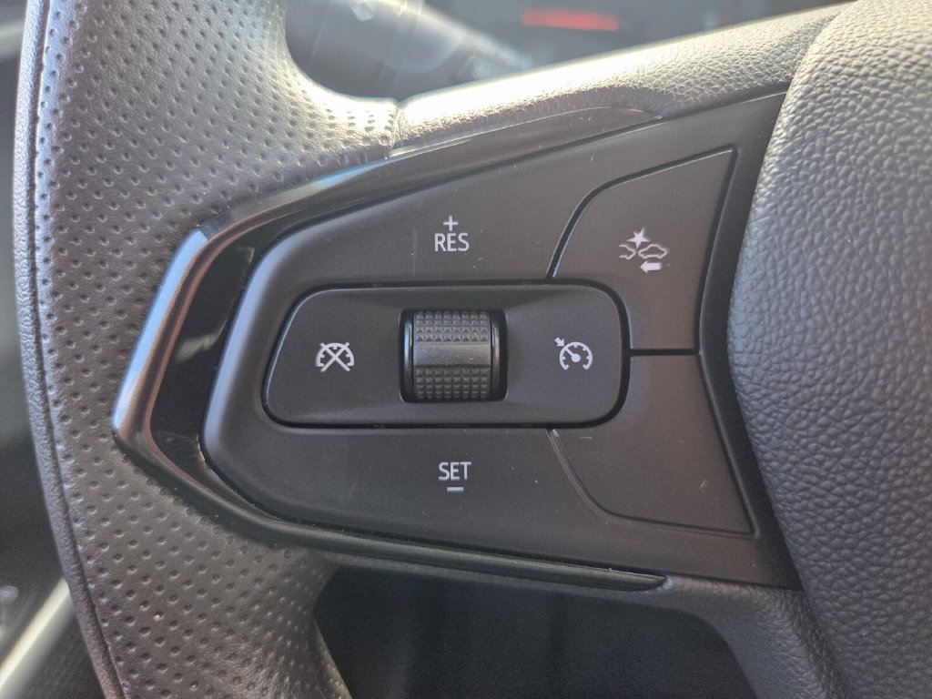 Certified 2025 Chevrolet Trax LS w/ Driver Confidence Package FWD image 26
