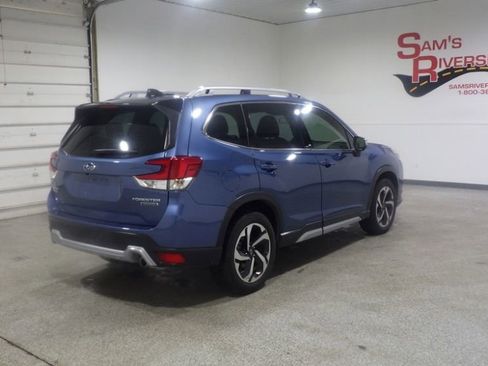 Used 2024 Subaru Forester Touring image 4