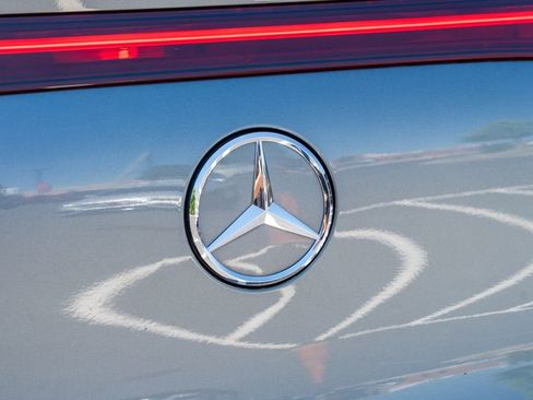 Used 2023 Mercedes-Benz EQE 350+ SUV w/ Exclusive Trim Package image 23