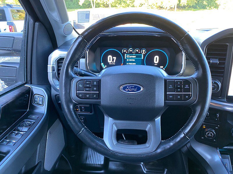 Used 2021 Ford F150 Lariat w/ Equipment Group 502A High AWD/4WD image 21