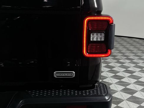 Certified 2022 Jeep Gladiator Overland w/ Popular Equipment Package image 11