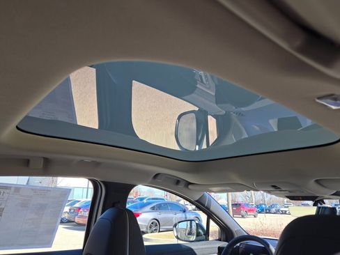 New 2026 Nissan Leaf Platinum+ w/ Cargo Package (Platinum+) image 11