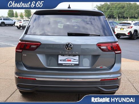 Used 2022 Volkswagen Tiguan SE FWD image 5
