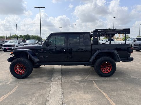 Used 2021 Jeep Gladiator Rubicon AWD/4WD image 4