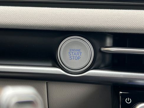 New 2026 Hyundai Tucson Limited image 21