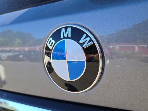 Used 2026 BMW X7 xDrive40i w/ Premium Package image 14