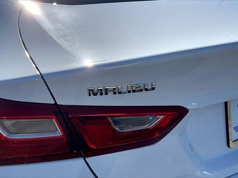 Used 2023 Chevrolet Malibu LT image 8