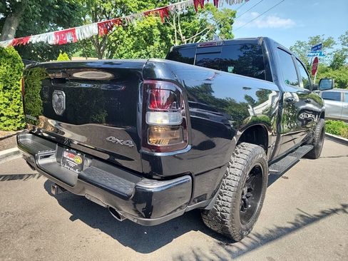 Used 2020 RAM 1500 Big Horn AWD/4WD image 3