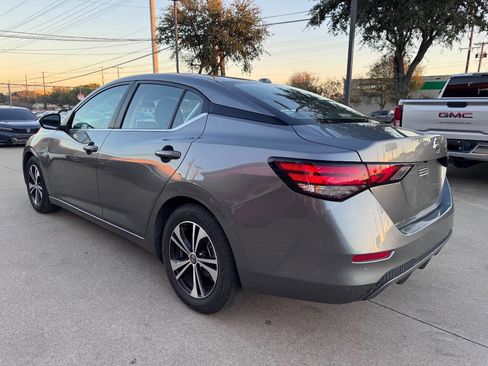 Used 2023 Nissan Sentra SV image 11