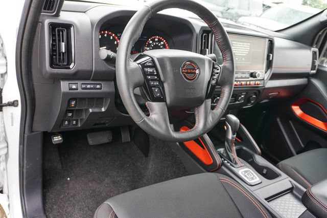 Used 2026 Nissan Frontier PRO-4X AWD/4WD image 9