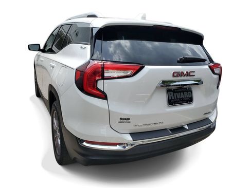 Used 2023 GMC Terrain SLT w/ LPO, Floor Liner Package AWD/4WD image 3