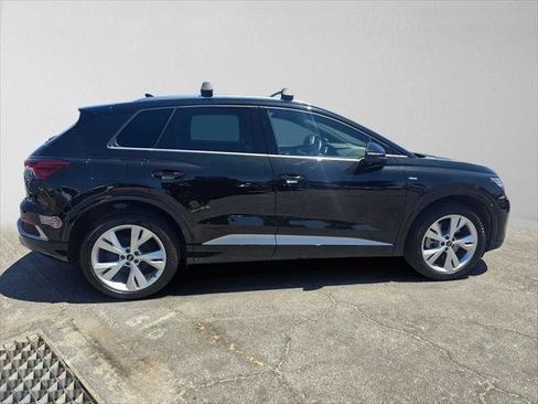 Used 2023 Audi Q4 e-tron Prestige AWD/4WD image 2