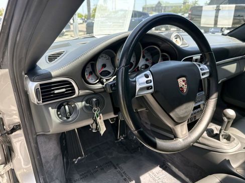 Used 2006 Porsche 911 Carrera 4S AWD/4WD image 15