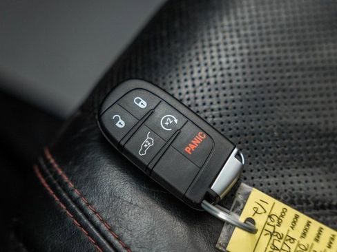 Used 2021 Dodge Durango R/T w/ Technology Group image 59